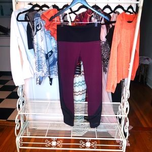Lululemon leggings, size 6, burgundy